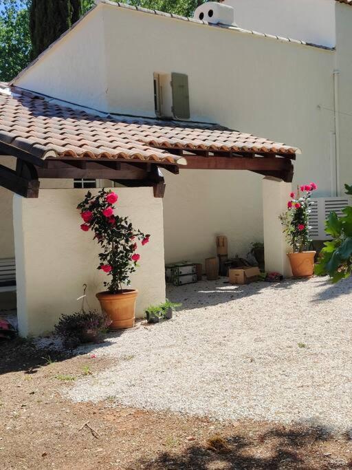 Villa Handres Nans-les-Pins Extérieur photo